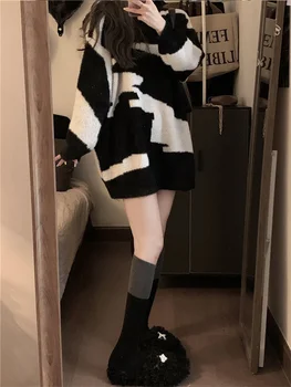Черно-белый Контрастный мягкий клеевой свитер с ленивым ощущением высокого класса, Осень-зима, Новый свободный дизайн, ощущение ниши - Изображение 2  